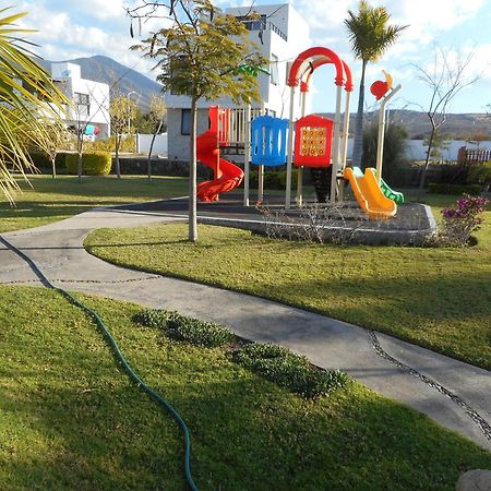 Hermosa Casa En Orilla Del Lago -Zona De Villedos- San Cristobal Zapotitlan Eksteriør billede