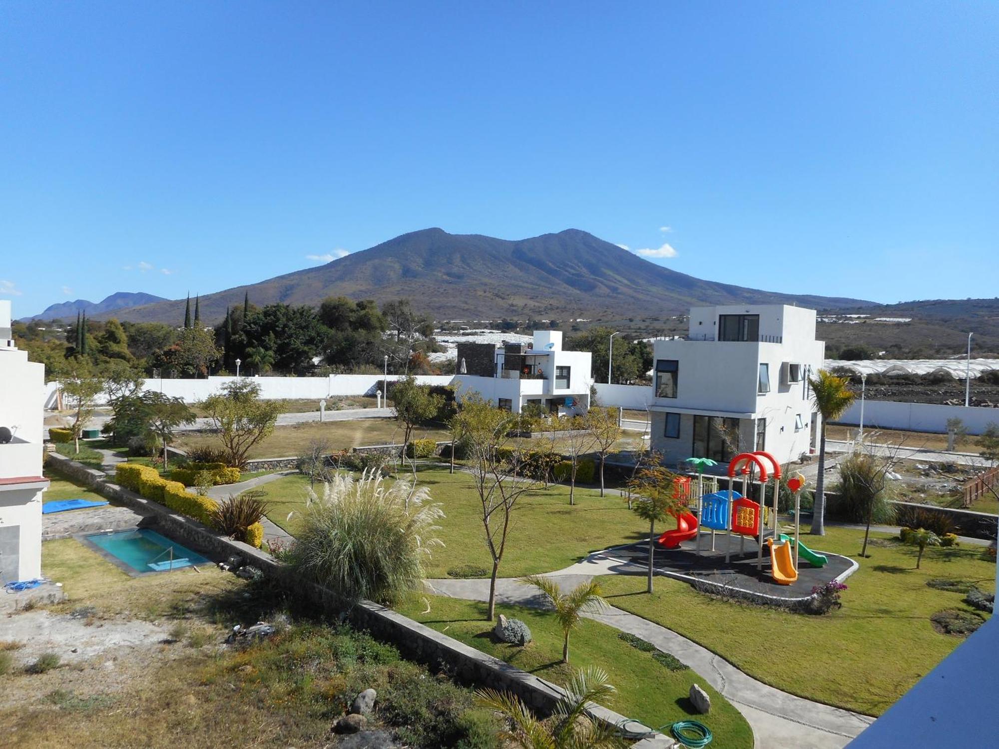 Hermosa Casa En Orilla Del Lago -Zona De Villedos- San Cristobal Zapotitlan Eksteriør billede