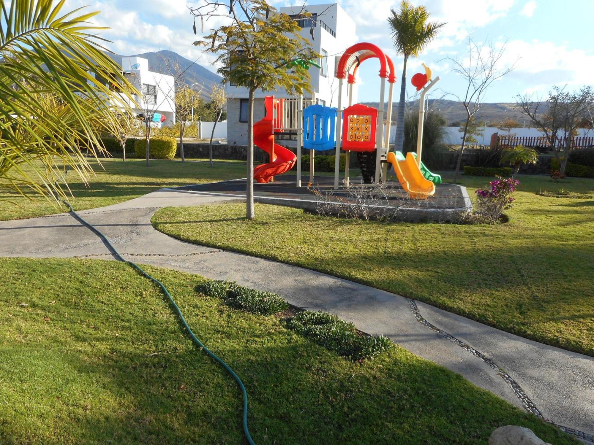 Hermosa Casa En Orilla Del Lago -Zona De Villedos- San Cristobal Zapotitlan Eksteriør billede